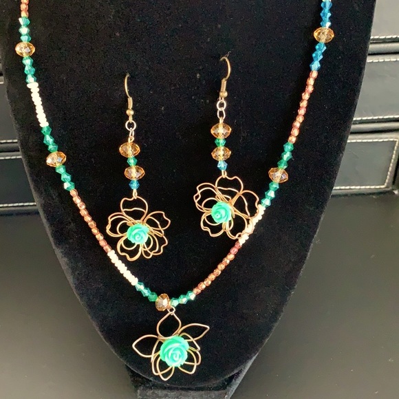 🌺Beautiful unique set with real pearls, Crystal & Czech glass 🌺 NWOT - Picture 5 of 9